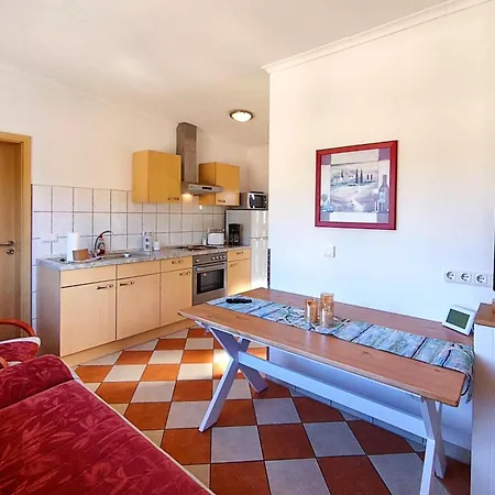 Sonnenblick Apartment *